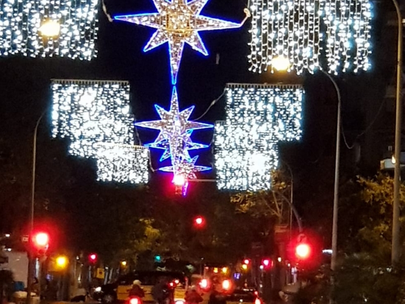 Has visto las Luces de Navidad d'Encantsnous Eix Comercial? (6)