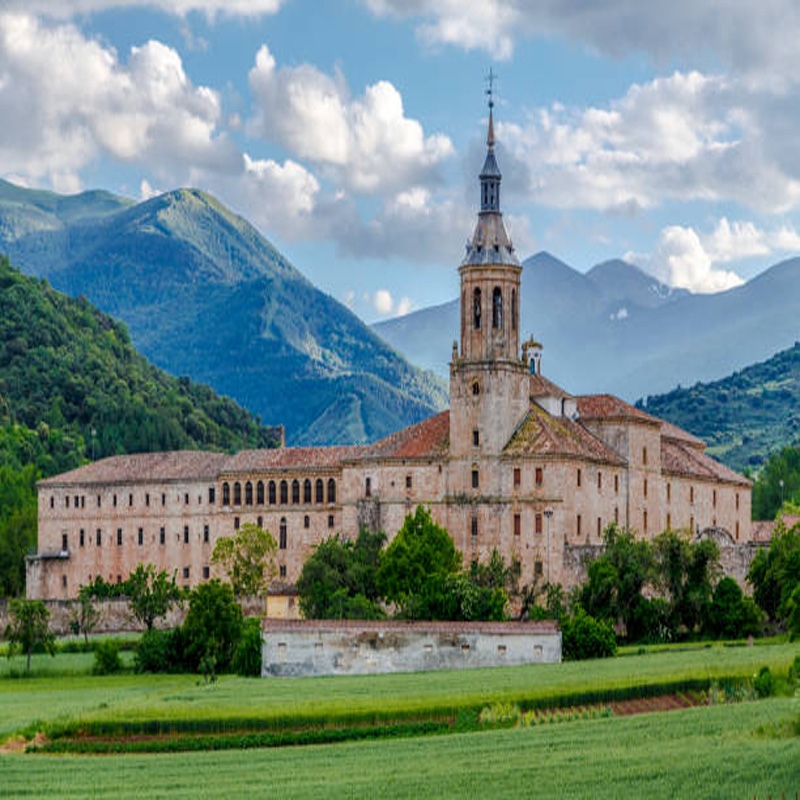 Monasterios y bodegas de la Rioja salida 2 de mayo 2022 precio 435 €